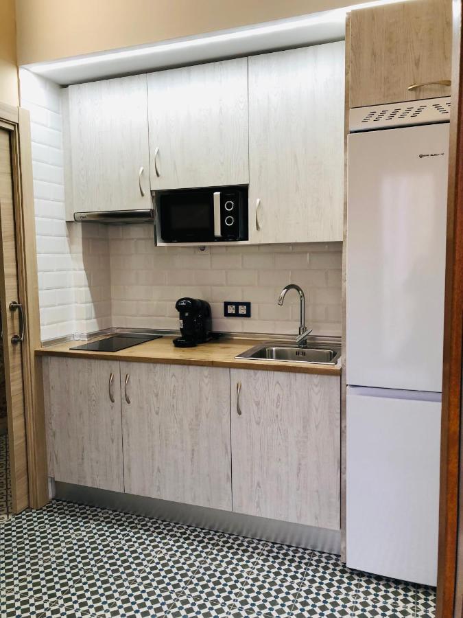 Al-Qazeres Suites Caces Dış mekan fotoğraf