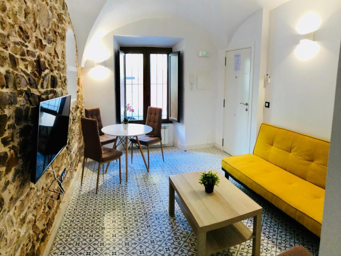 Al-Qazeres Suites Caces Dış mekan fotoğraf