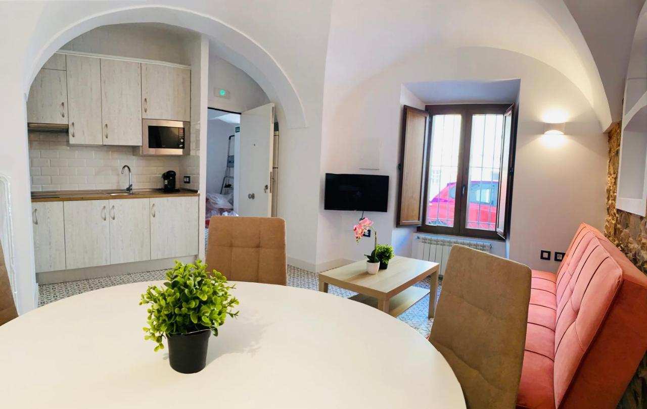 Al-Qazeres Suites Caces Dış mekan fotoğraf