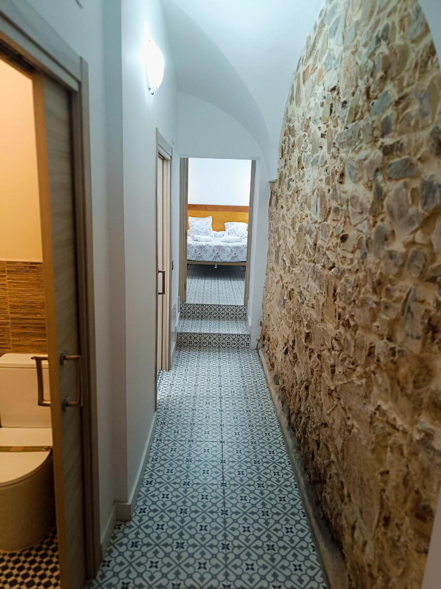 Al-Qazeres Suites Caces Dış mekan fotoğraf