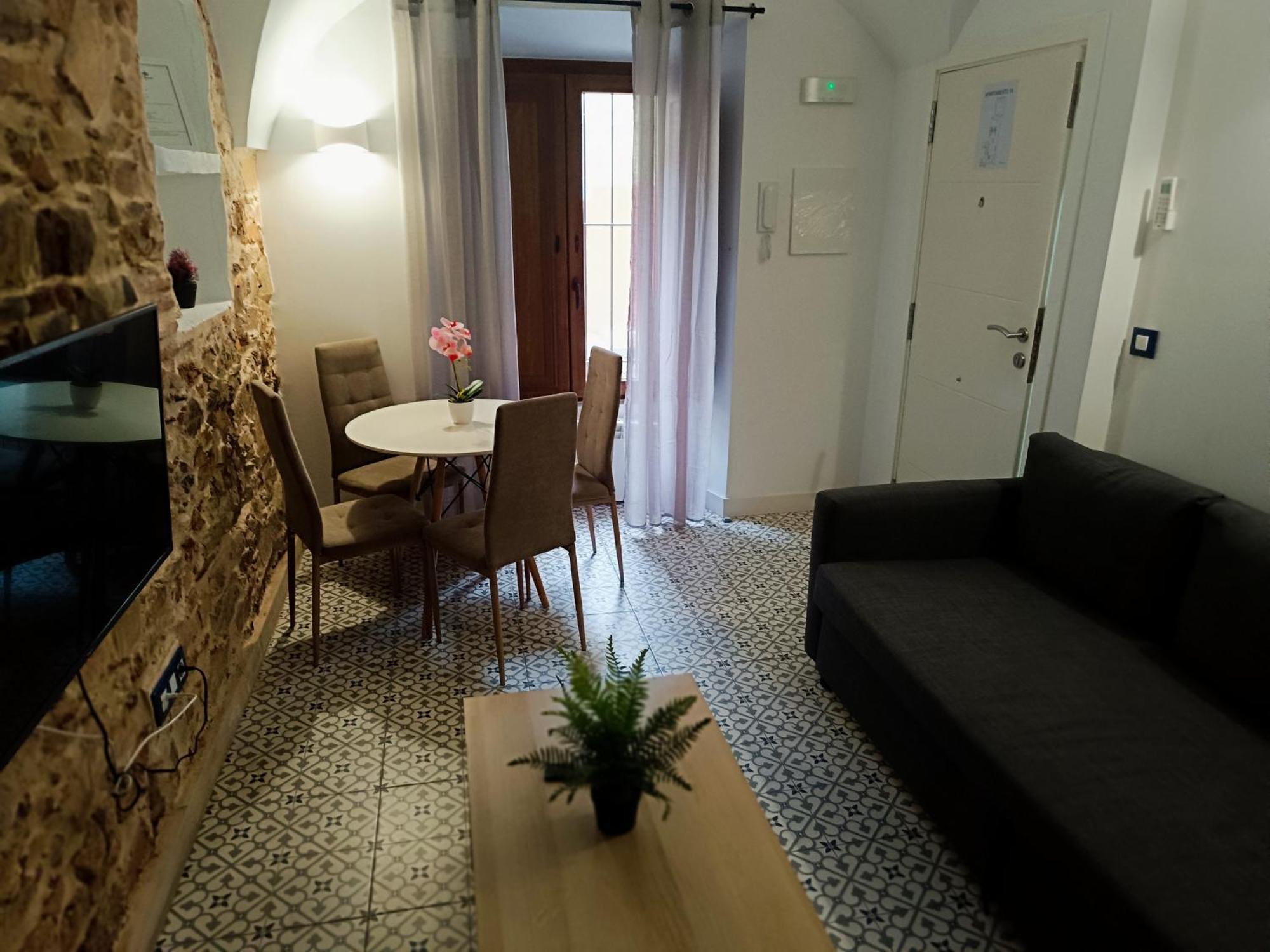 Al-Qazeres Suites Caces Dış mekan fotoğraf
