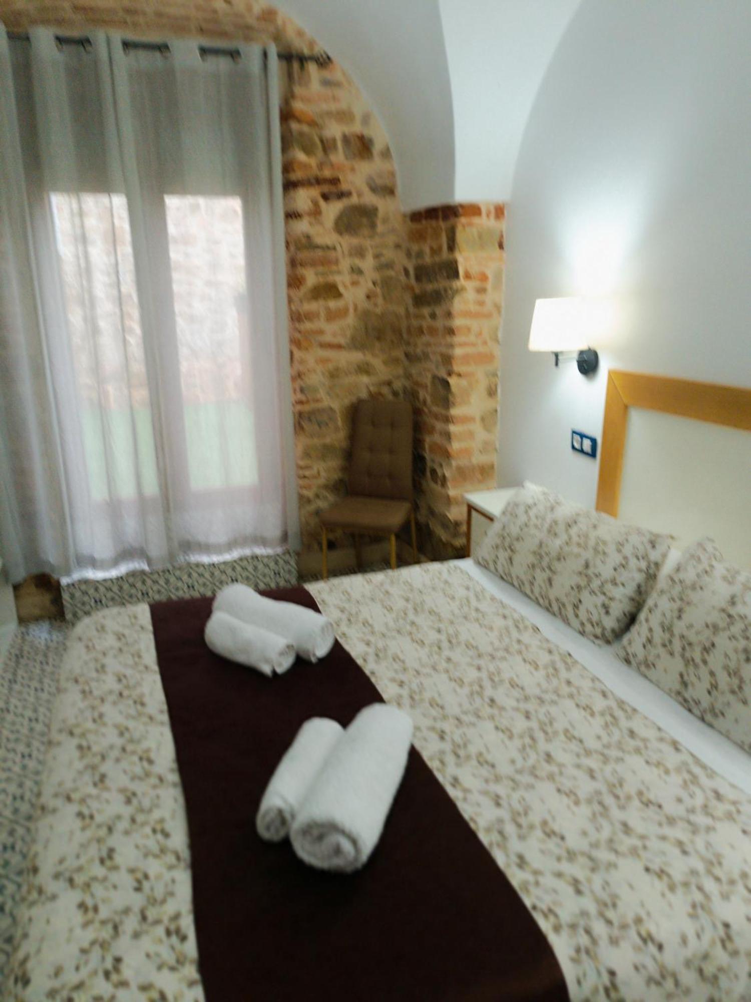 Al-Qazeres Suites Caces Dış mekan fotoğraf