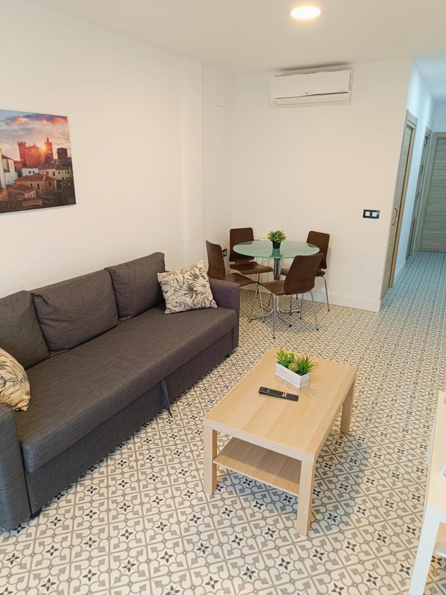 Al-Qazeres Suites Caces Dış mekan fotoğraf