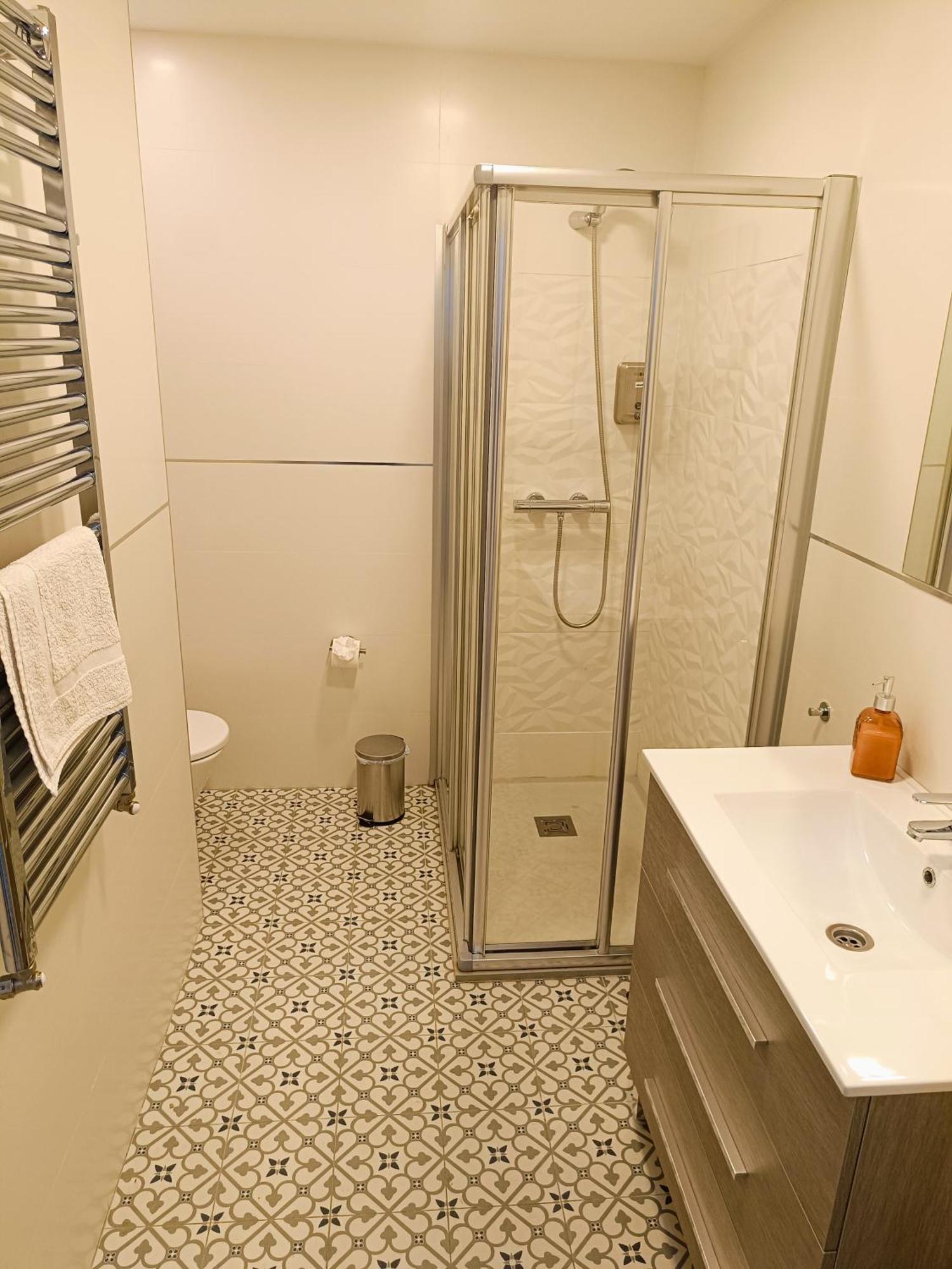 Al-Qazeres Suites Caces Dış mekan fotoğraf